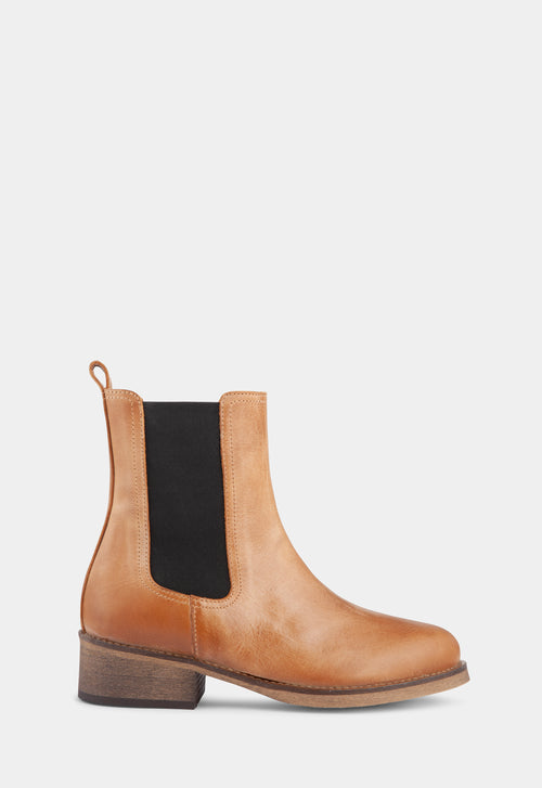 Ivylee Copenhagen Berlin Escuvado Ankle Boot Dark Tan